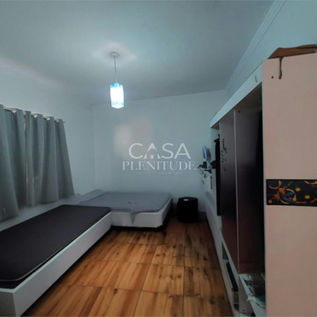 Sobrado à venda com 4 quartos em Vila Augusta, Sorocaba, SP