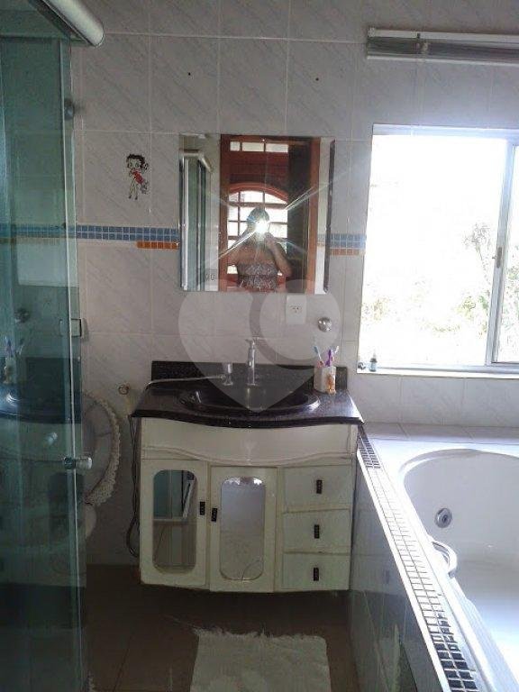 Sobrado à venda com 3 quartos, sendo 2 suítes, em Guaianazes, São Paulo, SP