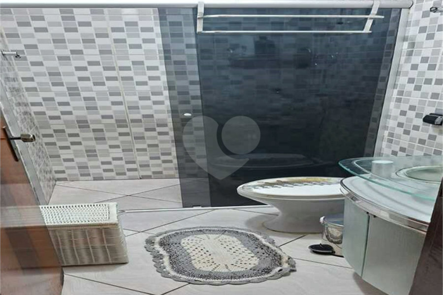 Sobrado à venda com 2 quartos, sendo 1 suíte, em Vila Nova Cachoeirinha, São Paulo, SP