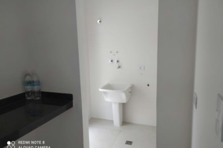 Sobrado com 3 dormitórios à venda, 107 m² por R$ 825.000,00 - Estuário - Santos/SP