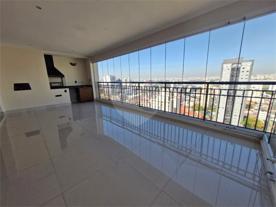 Apartamento para alugar com 3 suítes em Santana, São Paulo, SP