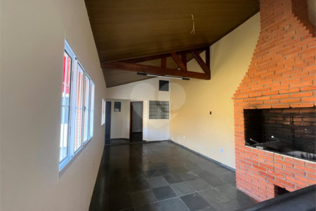 Casa à venda com 5 quartos, sendo 1 suíte, no Centro, Itapetininga, SP