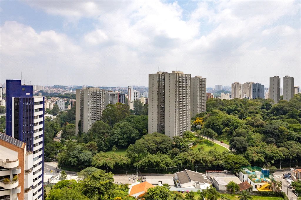Apartamento à venda com 4 quartos, sendo 3 suítes, em Vila Suzana, São Paulo, SP