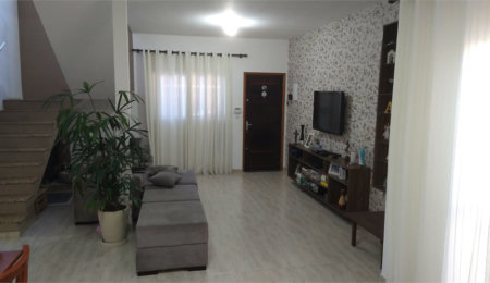 Sobrado à venda com 3 quartos, sendo 1 suíte,  em Vila Suissa, Mogi das Cruzes, SP