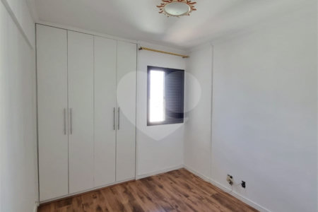 Apartamento à venda ou para alugar com 3 quartos, sendo 1 suíte,  em Santa Teresinha, São Paulo, SP