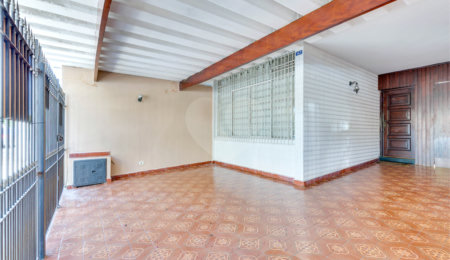 Sobrado à venda com 4 quartos, sendo 1 suíte,  em Vila Mascote, São Paulo, SP