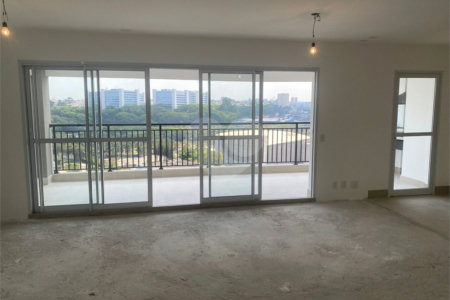 Apartamento à venda com 2 suítes em Santo Amaro, São Paulo, SP