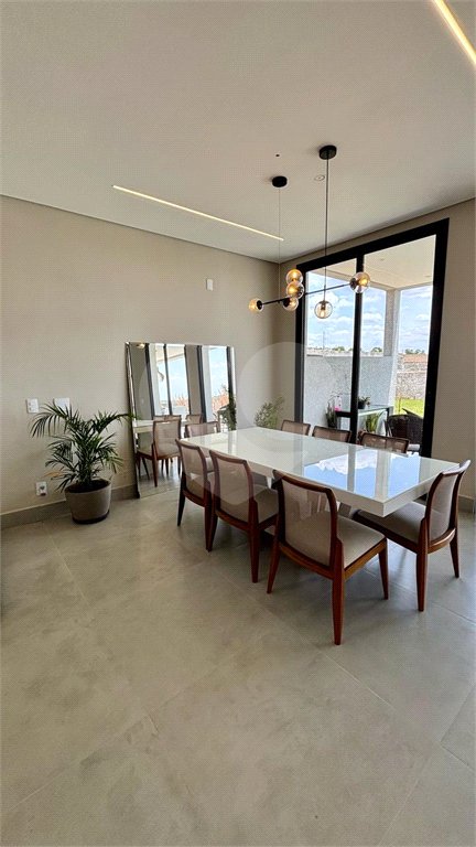 Casa à venda com 4 suítes no condomínio Village Ipanema 1, Araçoiaba da Serra - SP