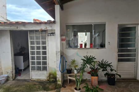 Casa à venda com 3 quartos, sendo 1 suíte, em Vila Maciel, Itapetininga, SP