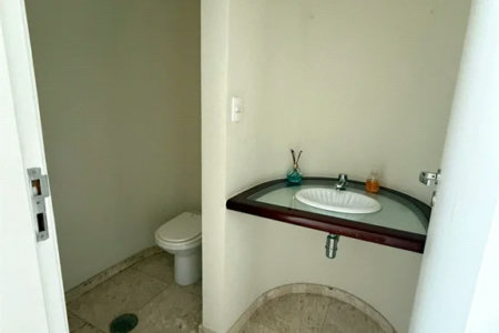 Triplex à venda ou para alugar com 3 suítes em Vila Suzana, São Paulo, SP