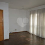 Apartamento à venda com 3 quartos, sendo 1 suíte,  em Vila Mariana, São Paulo, SP