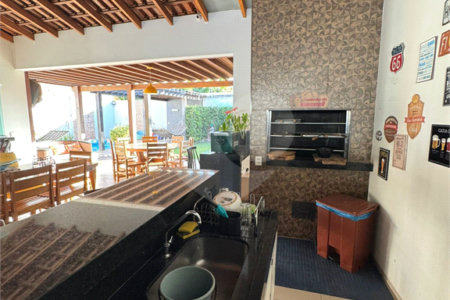 Casa à venda com 3 suítes no Centro, Balsas, MA