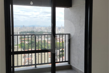 Apartamento à venda com 3 suítes em Vila Firmiano Pinto, São Paulo, SP