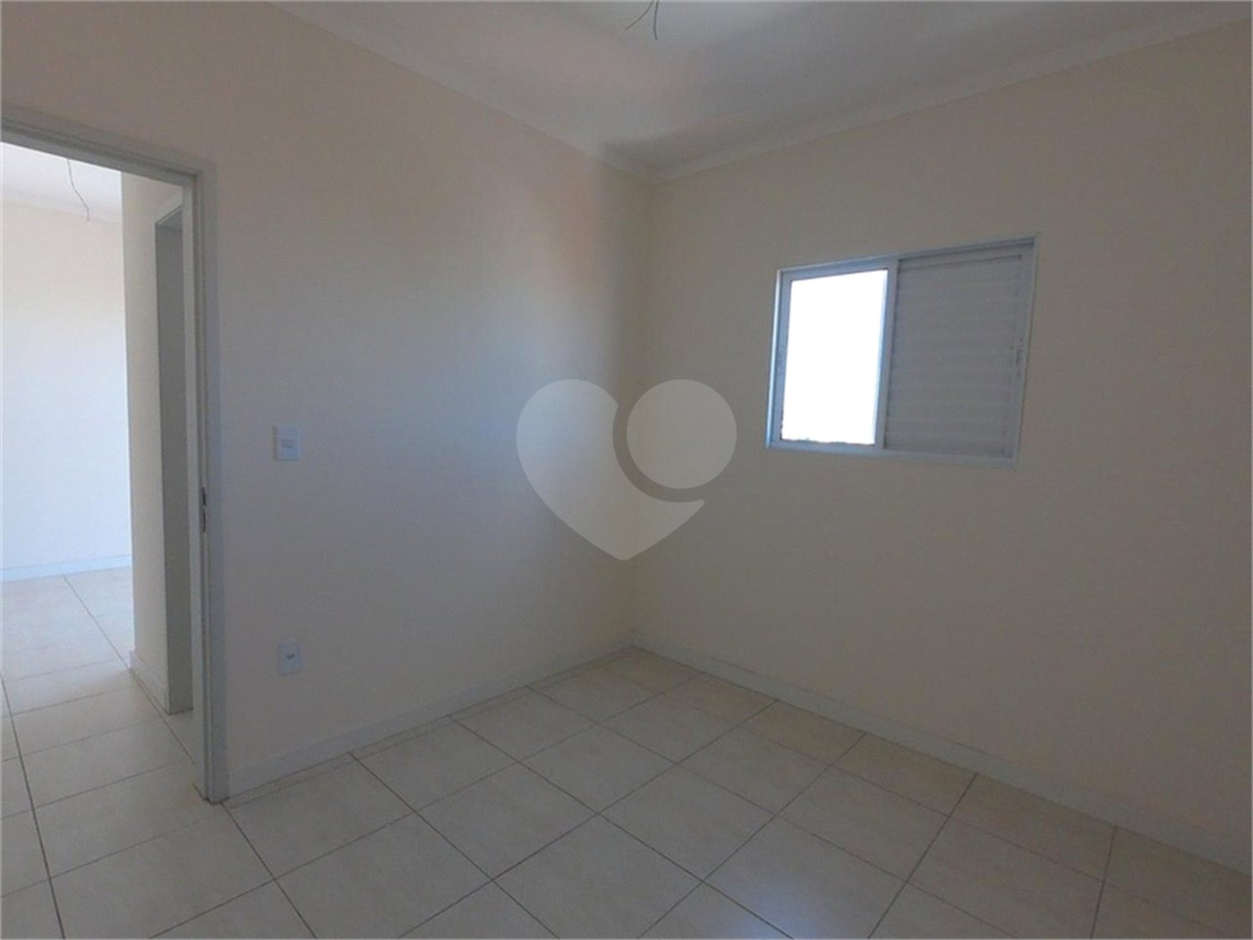 Apartamento à venda com 2 quartos em Vila Barão, Sorocaba, SP
