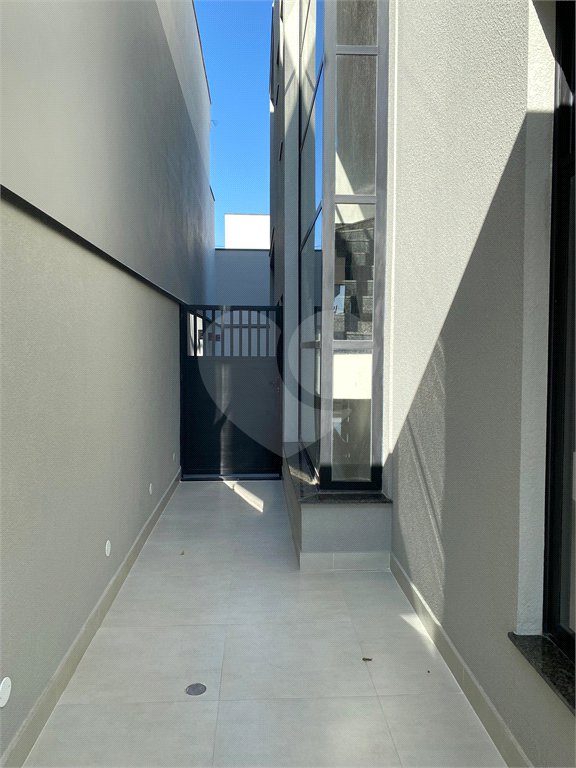 Casa à venda com 3 quartos, sendo 1 suíte, no condomínio Jardim Park Real, Indaiatuba - SP