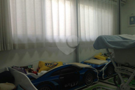 Sobrado à venda com 3 quartos, sendo 1 suíte, em Vila Mazzei, São Paulo, SP