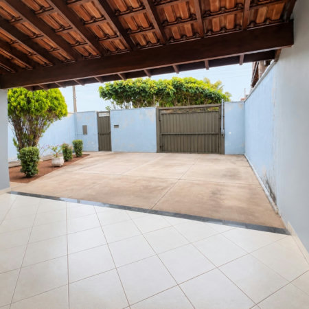 Casa à venda com 4 quartos, sendo 1 suíte,  em Vila Nova, Três Lagoas, MS