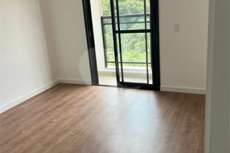 Apartamento à venda com 1 suíte em Vila Thais, Atibaia, SP