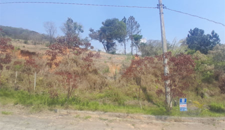 Terreno à venda no condomínio Aútria da Cantareira, Mairiporã - SP