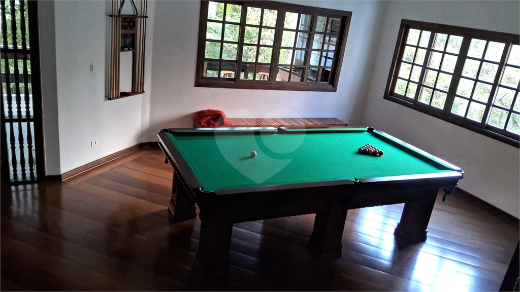 Casa à venda com 3 quartos, sendo 1 suíte,  no condomínio Alpes da Cantareira, Mairiporã - SP