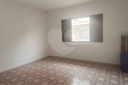 Casa à venda com 3 quartos, sendo 1 suíte,  em Jardim Vila Galvão, Guarulhos, SP