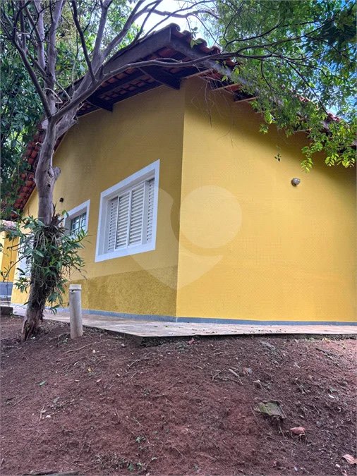 Chácara à venda com 3 quartos, sendo 1 suíte, em Bosque, Vinhedo, SP