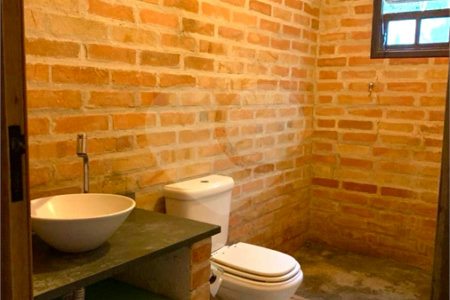 Chácara à venda com 3 quartos, sendo 1 suíte, no Centro (canguera), São Roque, SP