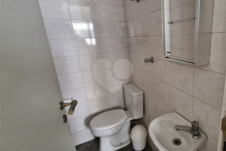 Apartamento à venda com 4 quartos, sendo 3 suítes, em Santa Cecília, São Paulo, SP