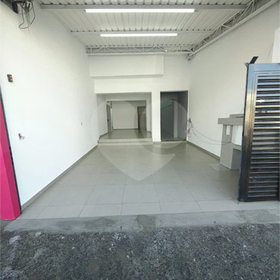 SALÃO COMERCIAL DE 100M² - RECEM REFORMADO