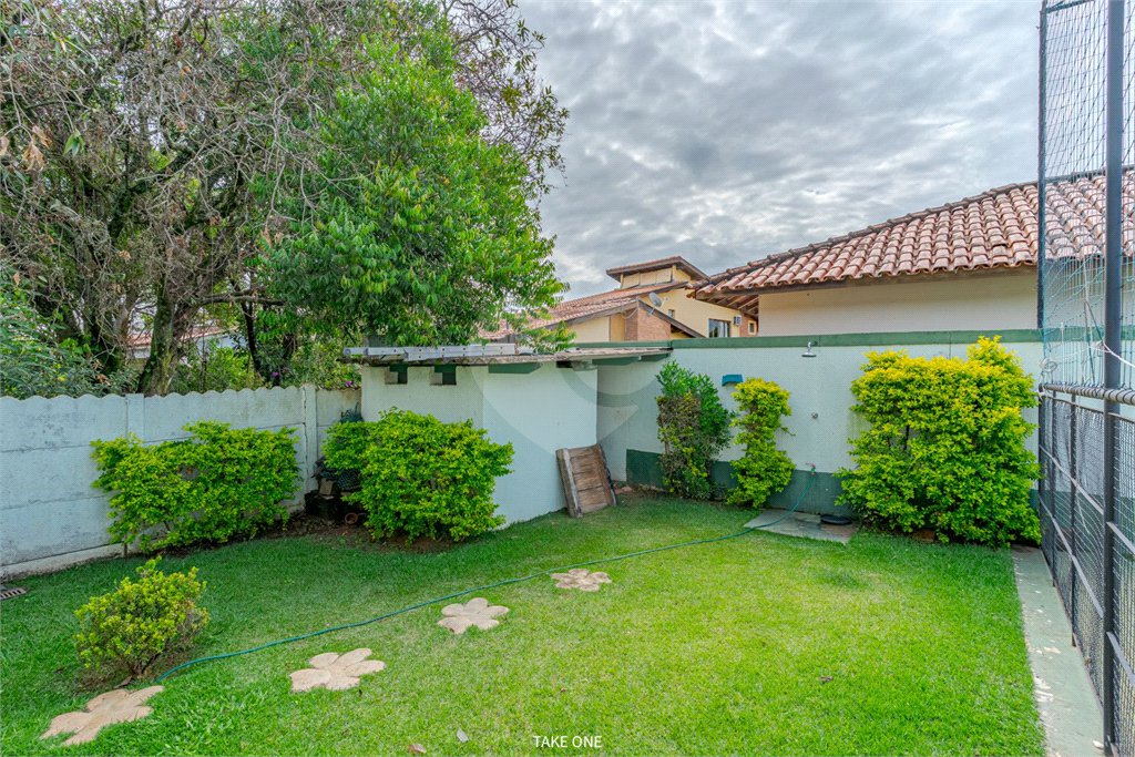 Casa à venda com 4 suítes no condomínio Vinhas da Vista Alegre - Lado Sede, Vinhedo - SP
