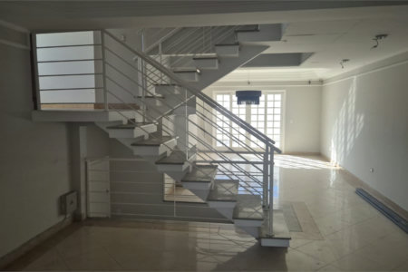 Sobrado à venda com 4 quartos, sendo 2 suítes, em Jardim Virginia Bianca, São Paulo, SP