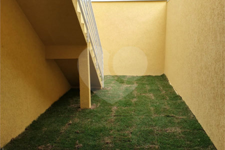 Sobrado à venda com 2 quartos em Vila Ponte Rasa, São Paulo, SP