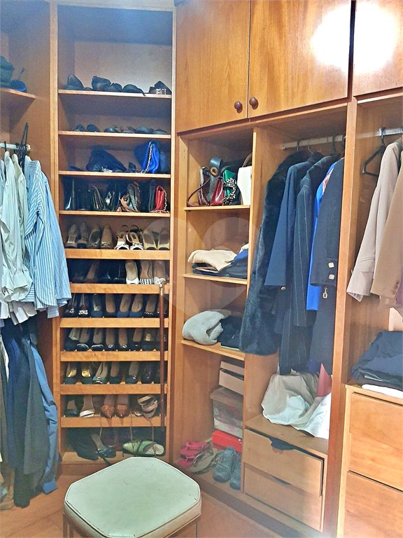 Apartamento à venda com 4 quartos, sendo 3 suítes,  em Itaim Bibi, São Paulo, SP