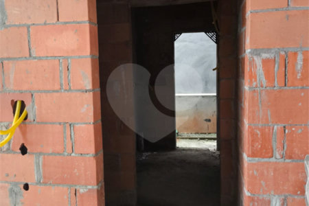 Casa à venda com 3 quartos, sendo 1 suíte, no condomínio Loteamento Parque Residencial Serras de Atibaia Ii, Atibaia - SP