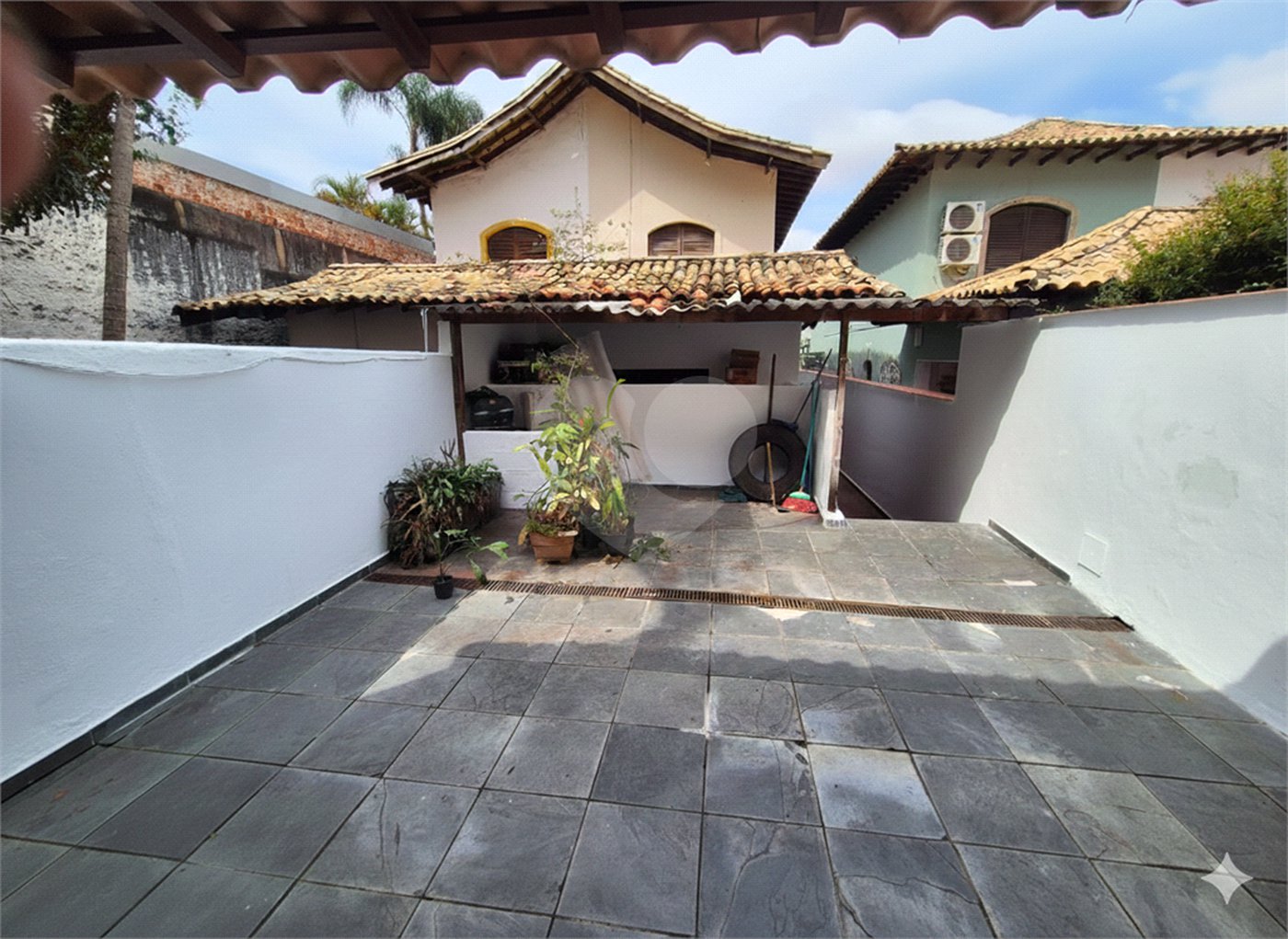 Sobrado à venda com 3 quartos, sendo 1 suíte, em Vila São Francisco, São Paulo, SP