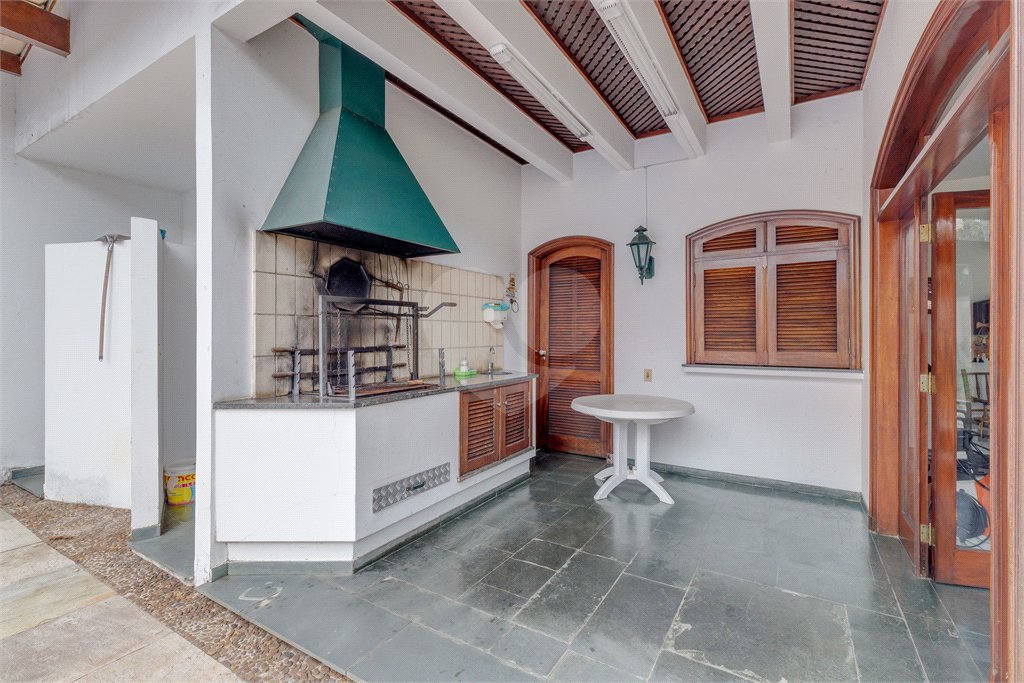 Casa à venda ou para alugar com 4 suítes em Brooklin Velho, São Paulo, SP