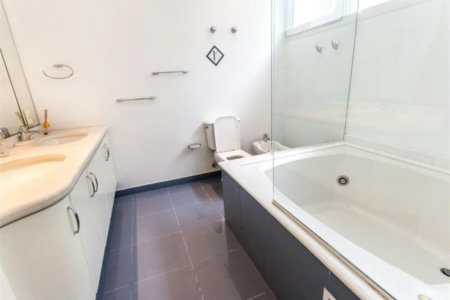 Casa à venda com 6 suítes no condomínio Vitória Régia, São Paulo - SP