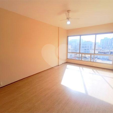 Apartamento à venda com 3 quartos, sendo 1 suíte, em Tijuca, Rio de Janeiro, RJ