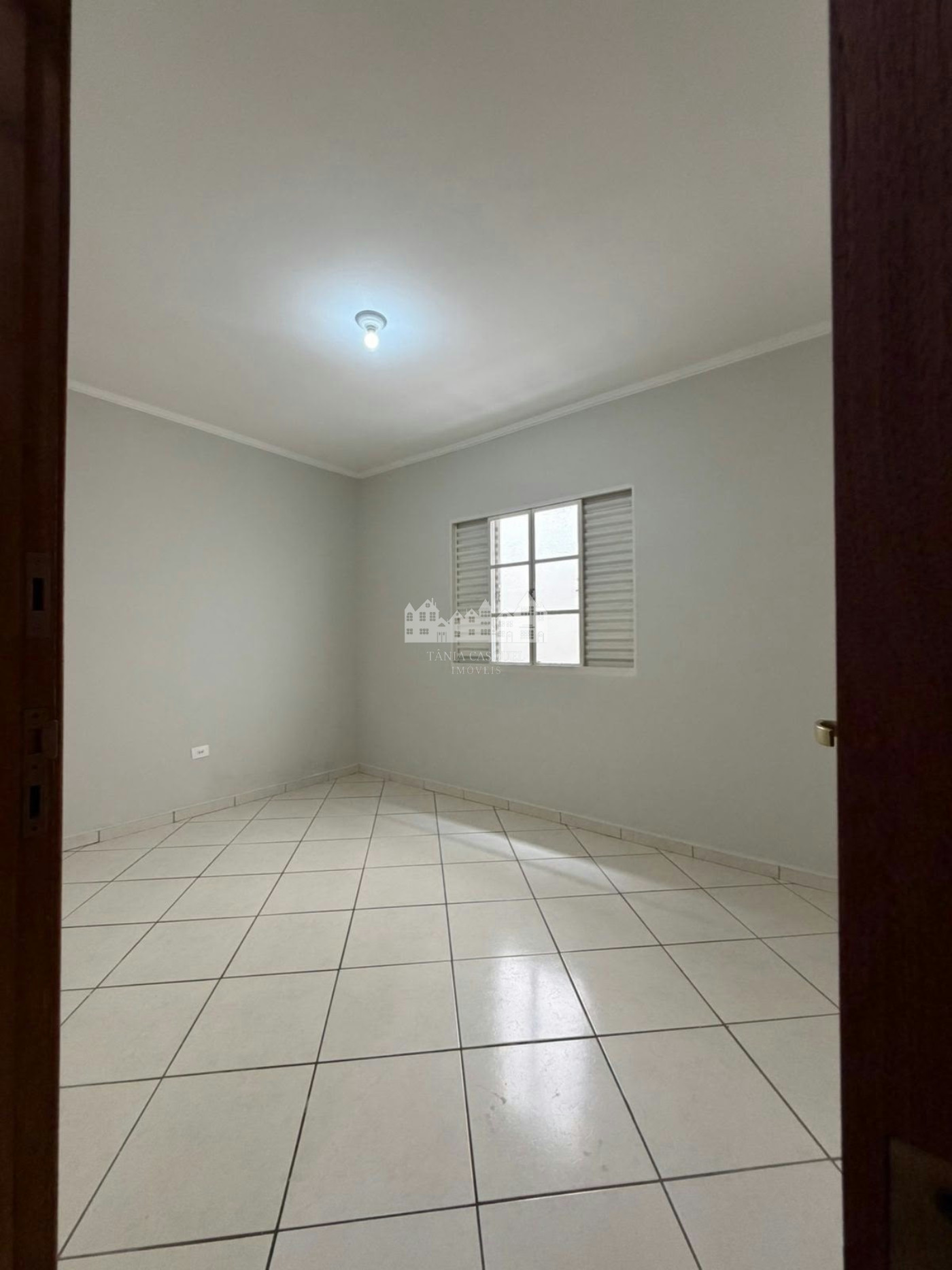 Casa para alugar com 2 quartos, sendo 1 suíte, em Ponte, Atibaia, SP