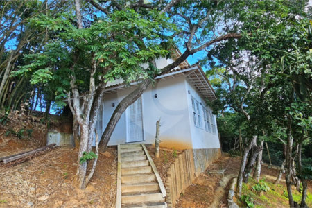 Casa em condomínio à venda com 1 quarto em Ferradura, Armação dos Búzios, RJ