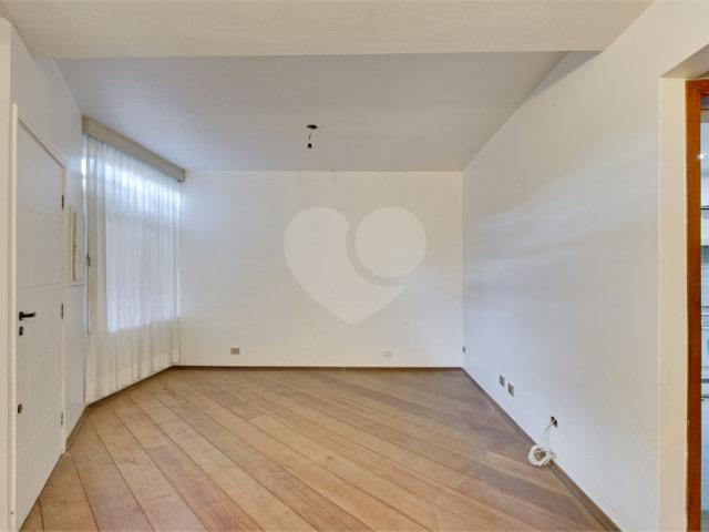 Sobrado à venda com 3 quartos em Alto da Boa Vista, São Paulo, SP