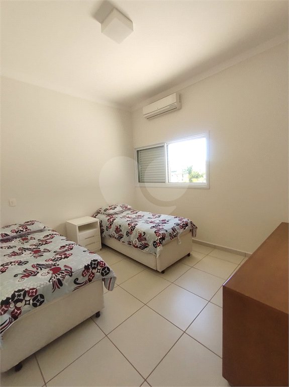 Casa à venda com 3 suítes no condomínio Villaggio Capriccio, Louveira - SP