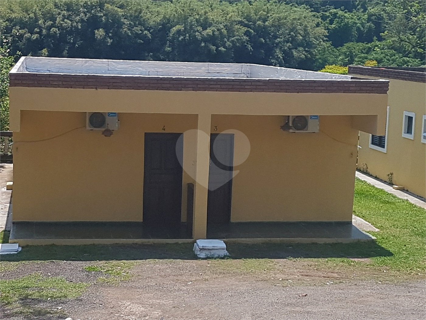 Hotel à venda com 14 quartos, sendo 13 suítes, em Rainha, Louveira, SP