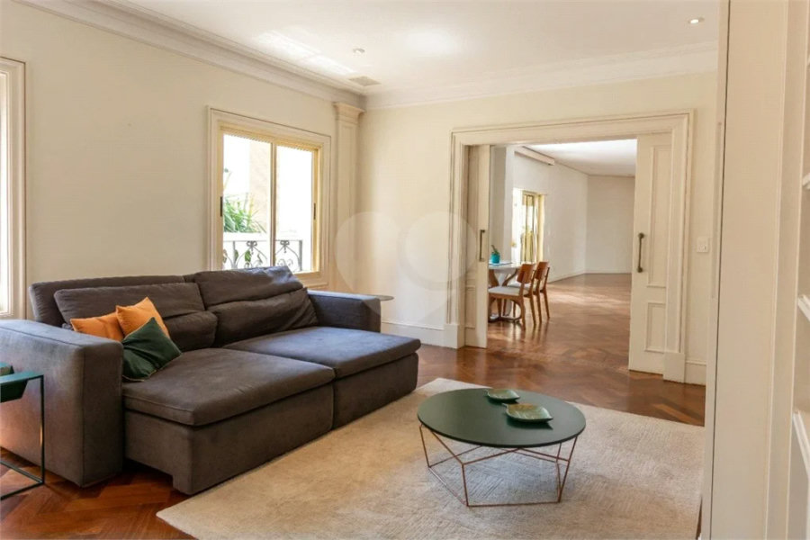 Apartamento à venda com 4 quartos, sendo 3 suítes, em Tatuapé, São Paulo, SP