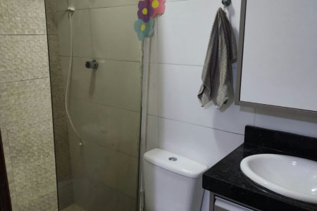 Casa à venda com 3 quartos, sendo 1 suíte, em Canto do Forte, Praia Grande - SP
