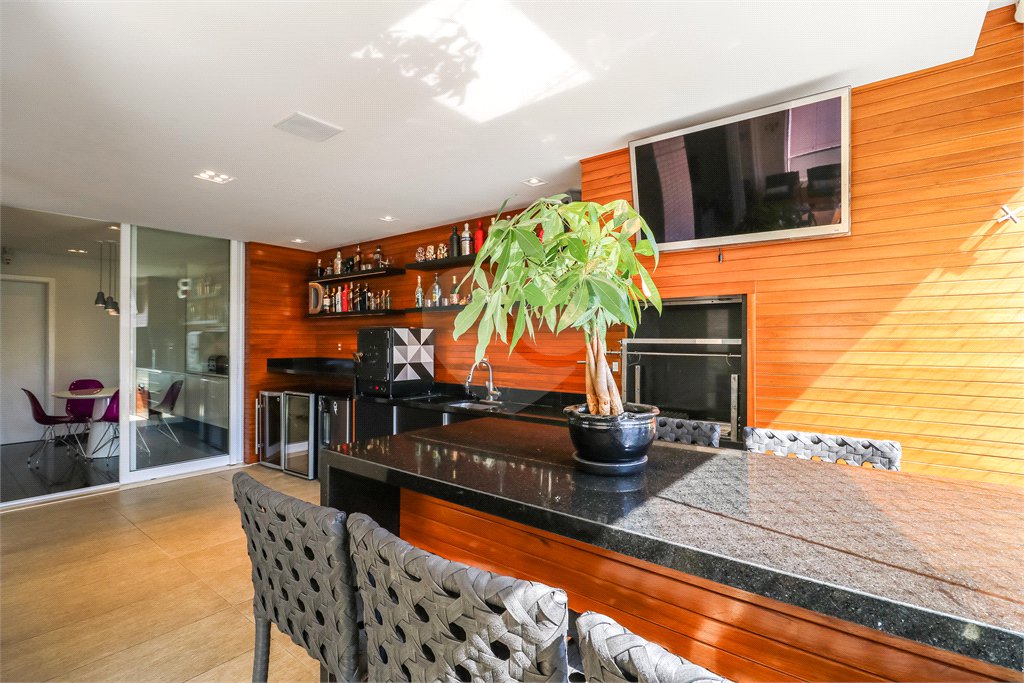 Apartamento à venda com 3 suítes em Perdizes, São Paulo, SP