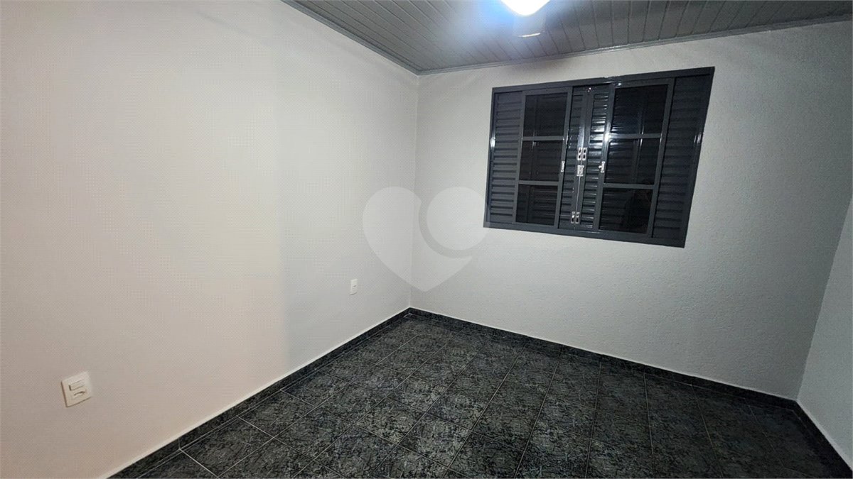 Casa à venda com 3 quartos em Vila Ramaciotti, Valinhos, SP