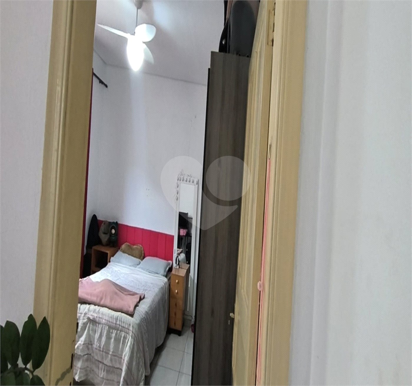 Casa Térrea à venda com 5 quartos, sendo 1 suíte, em Chora Menino, São Paulo, SP
