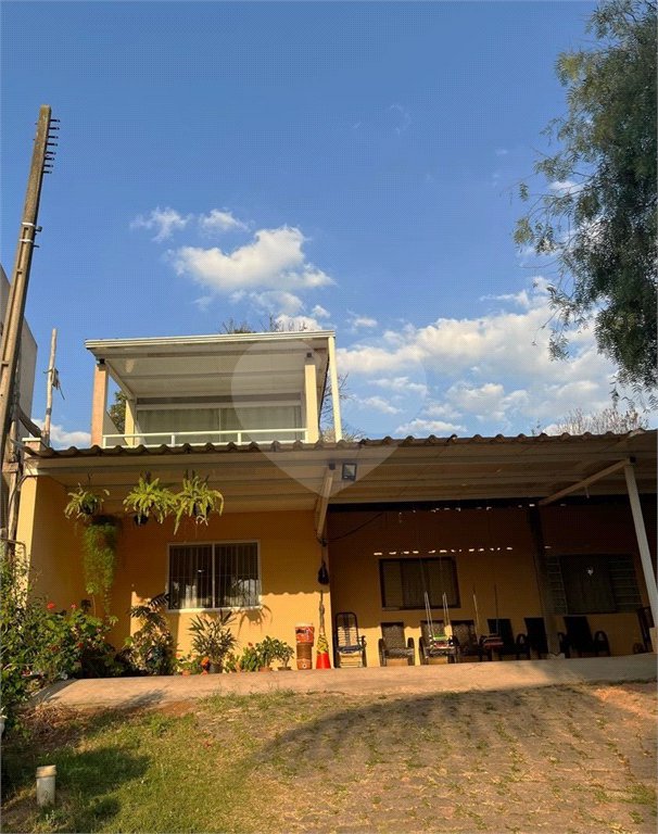 Chácara à venda com 3 quartos, sendo 1 suíte, em Cachoeira, Vinhedo, SP