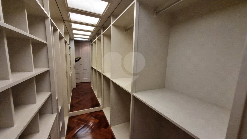 Apartamento para alugar com 6 quartos, sendo 4 suítes,  em Panamby, São Paulo, SP